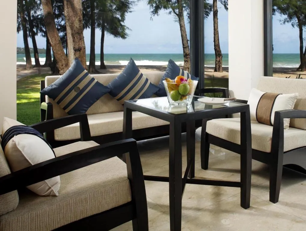 Dusit Thani Laguna Pool Villa