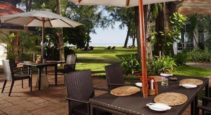 Dusit Thani Laguna Pool Villa