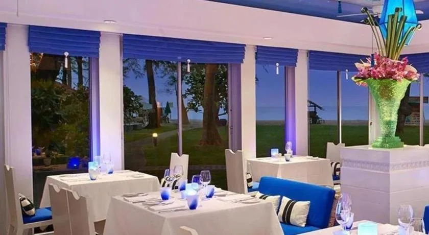 Dusit Thani Laguna Pool Villa