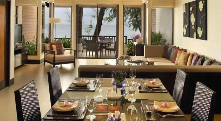 Dusit Thani Laguna Pool Villa