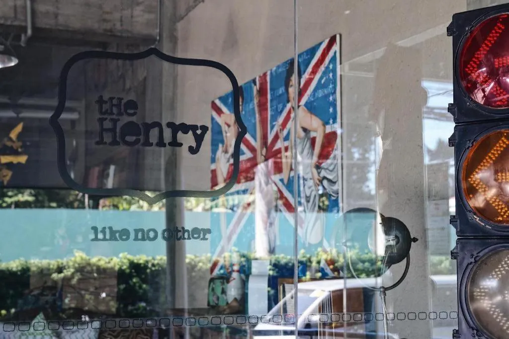 The Henry Hotel Cebu - Multi-use Hotel