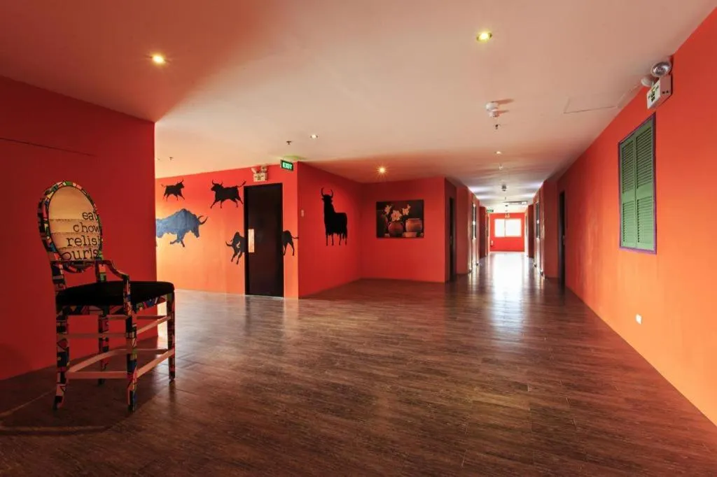 The Henry Hotel Cebu - Multi-use Hotel