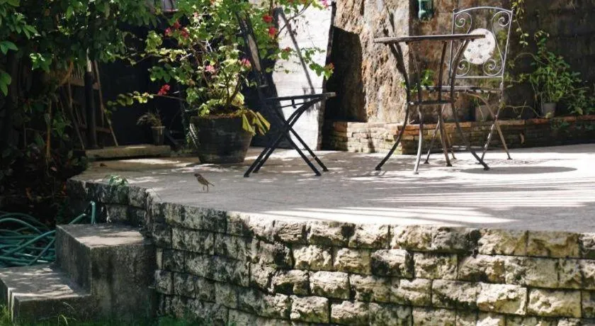 The Henry Hotel Cebu - Multi-use Hotel