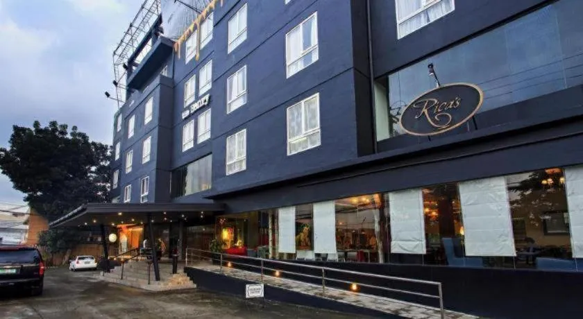 The Henry Hotel Cebu - Multi-use Hotel