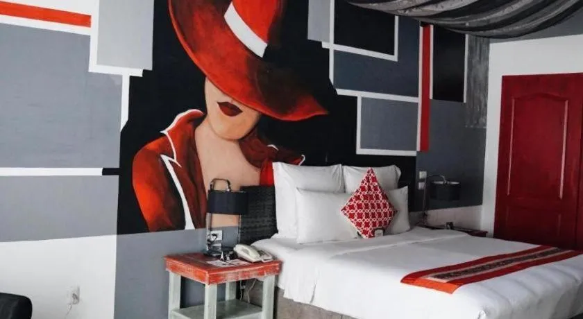 The Henry Hotel Cebu - Multi-use Hotel