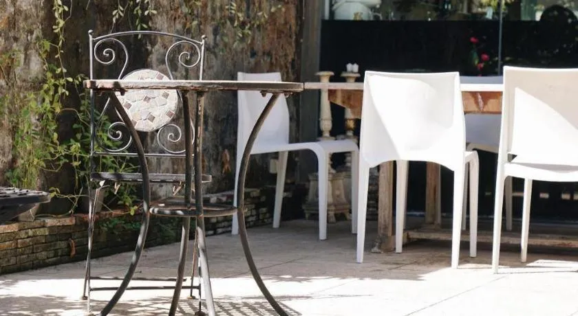 The Henry Hotel Cebu - Multi-use Hotel