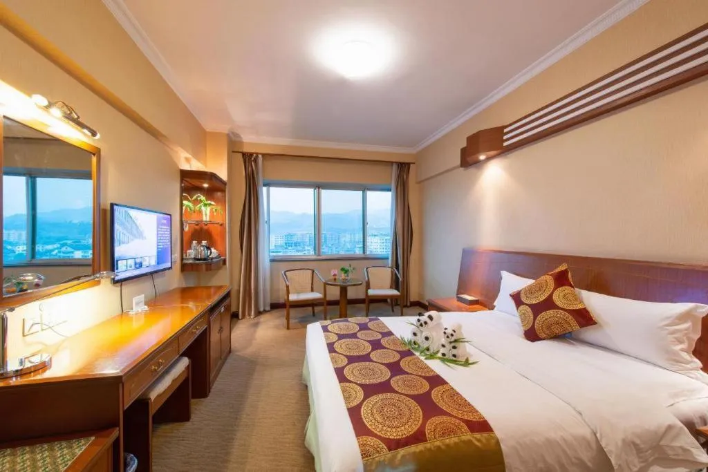 Bed in Yichang Three Gorges Project Hotel