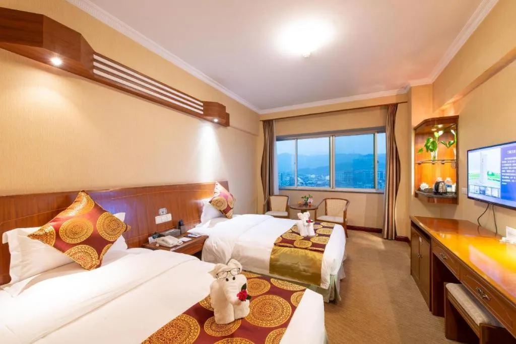 Bed in Yichang Three Gorges Project Hotel