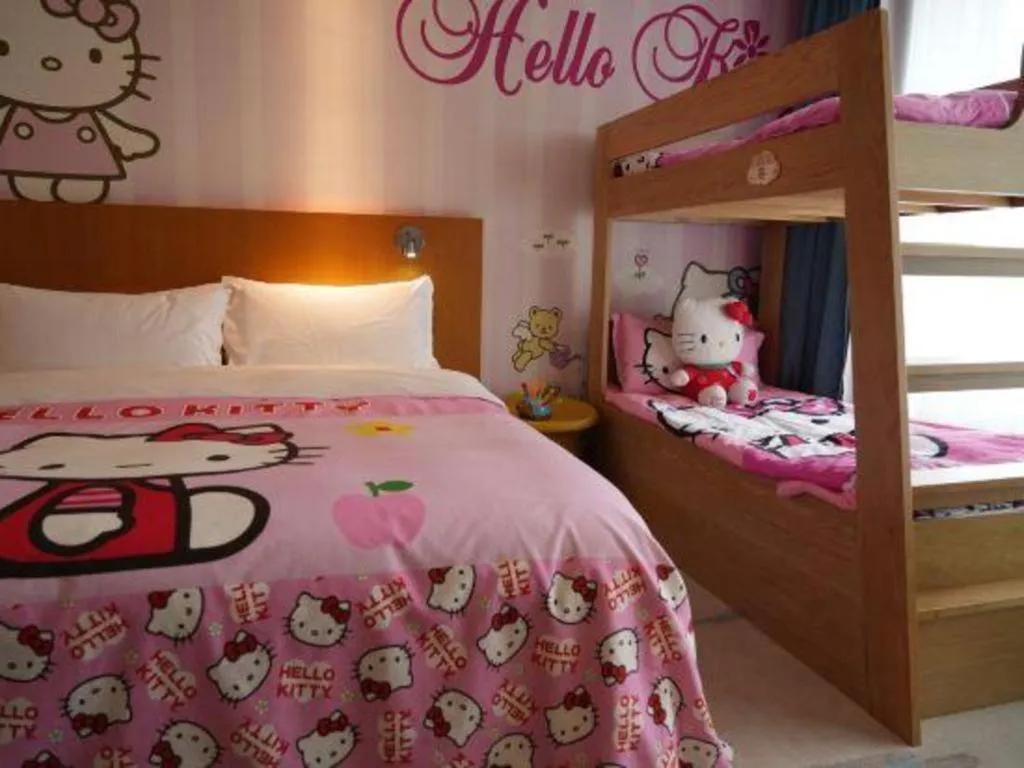 Bed in Fuyang International Trade Centre Hotel