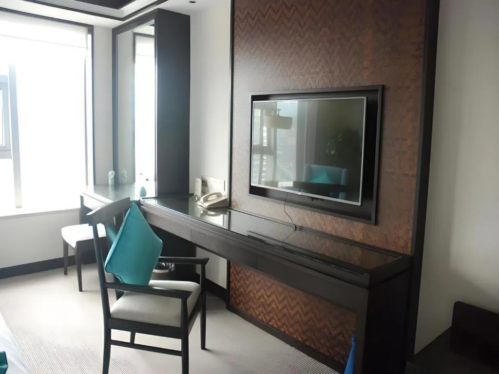 Fuyang International Trade Centre Hotel