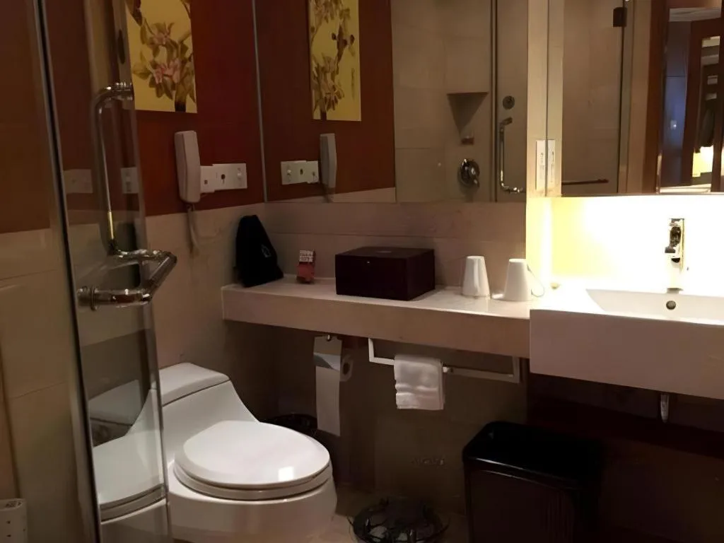 Fuyang International Trade Centre Hotel