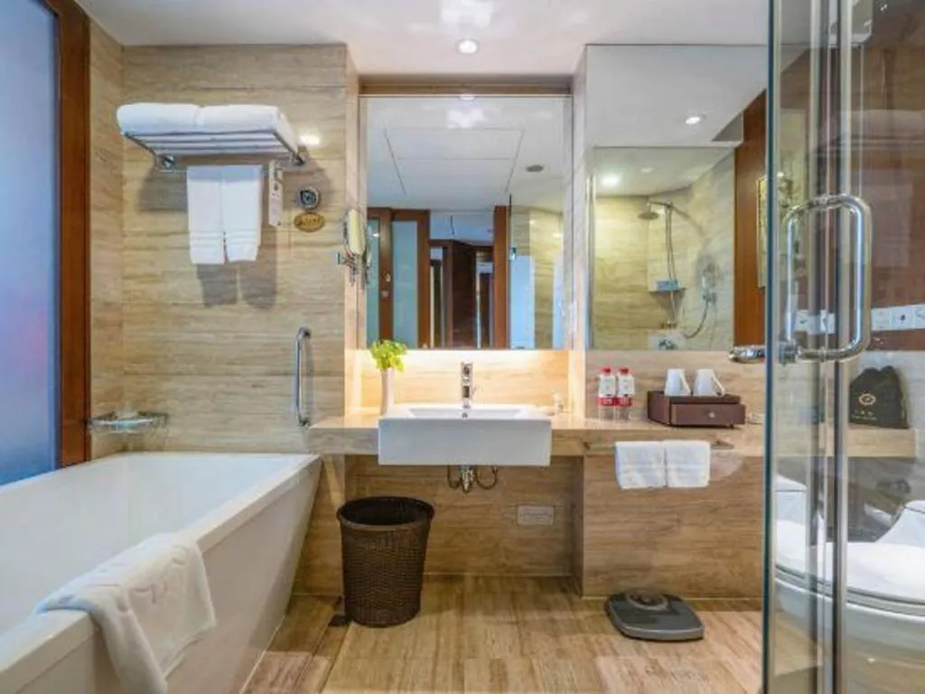 Fuyang International Trade Centre Hotel