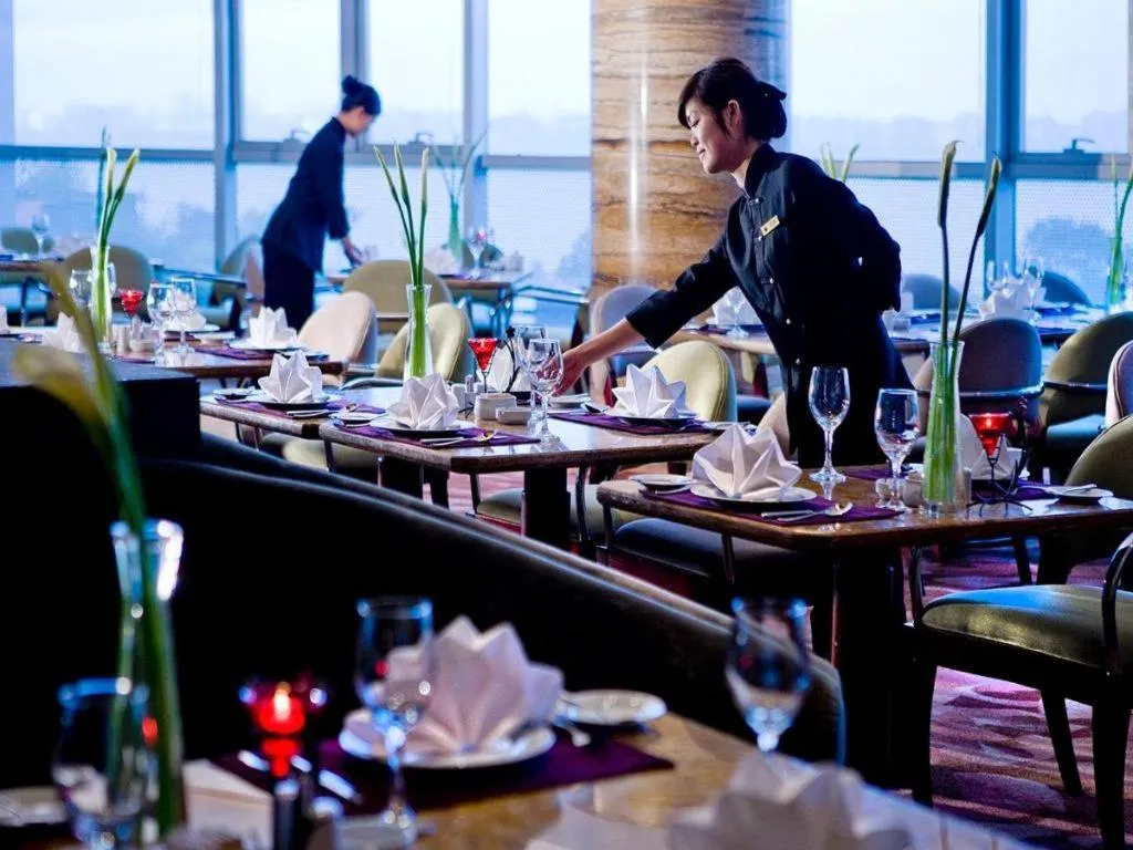 Fuyang International Trade Centre Hotel