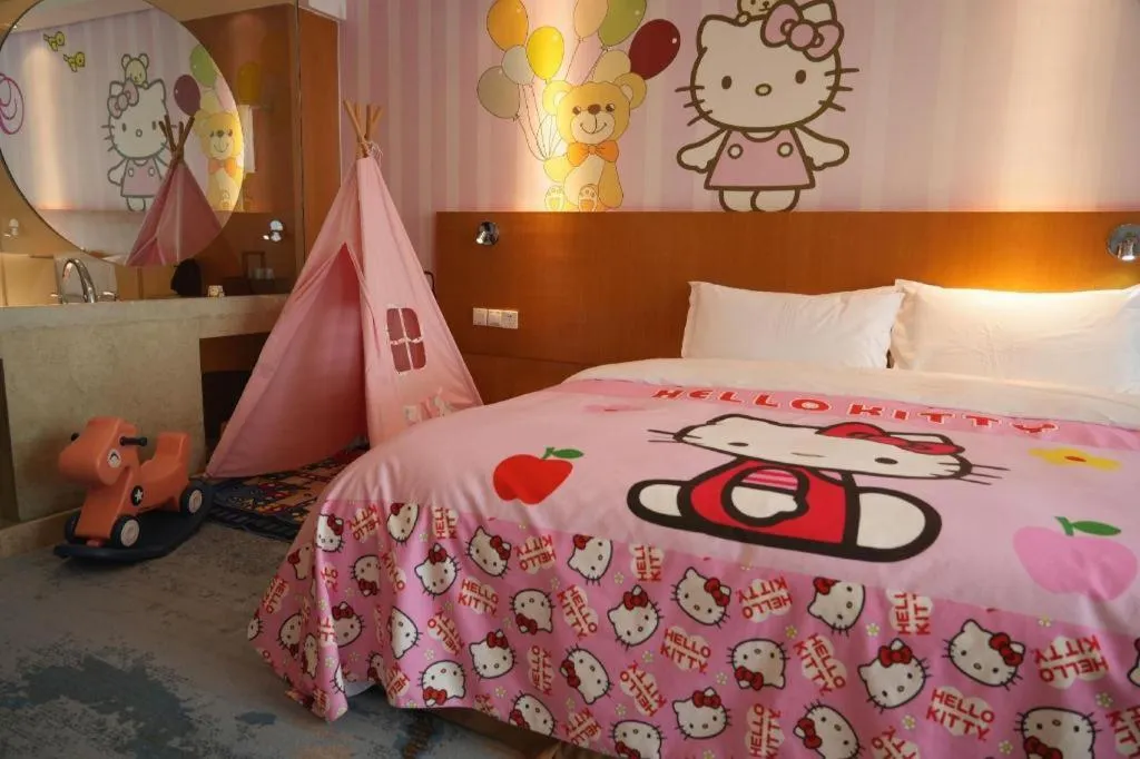 Bed in Fuyang International Trade Centre Hotel