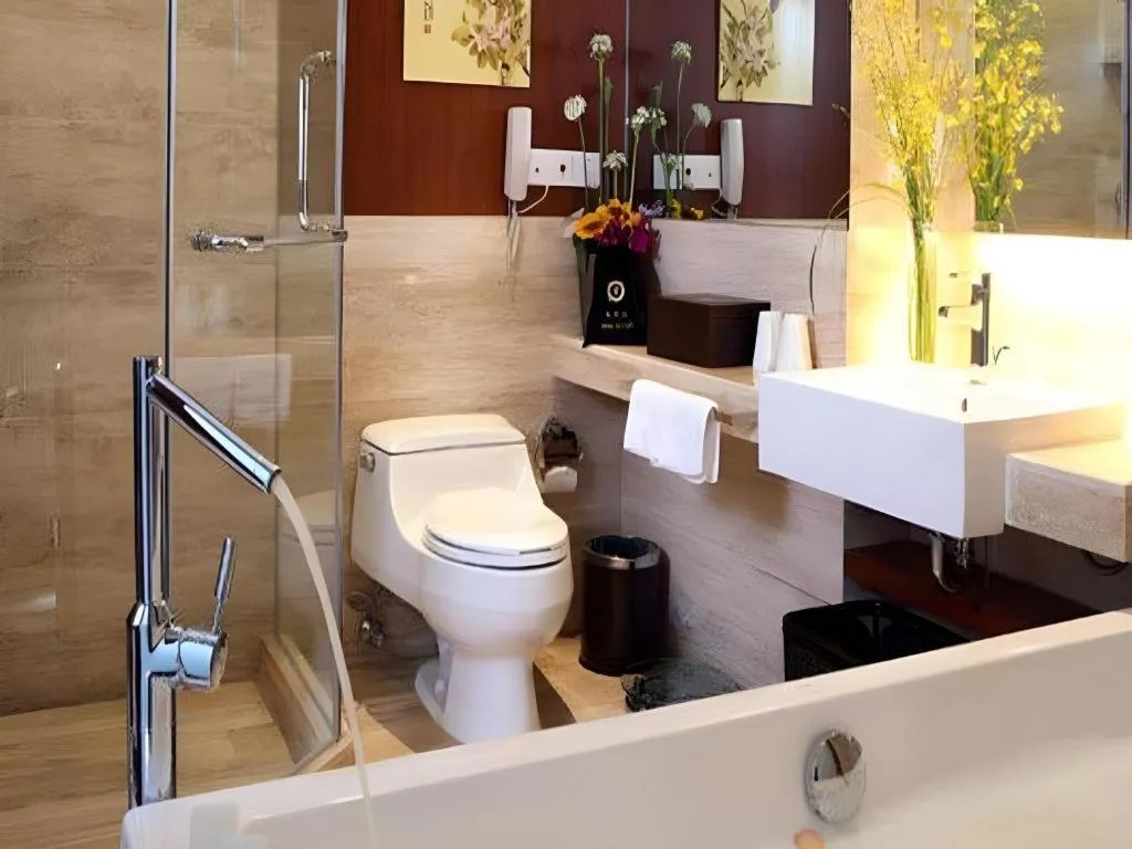 Fuyang International Trade Centre Hotel