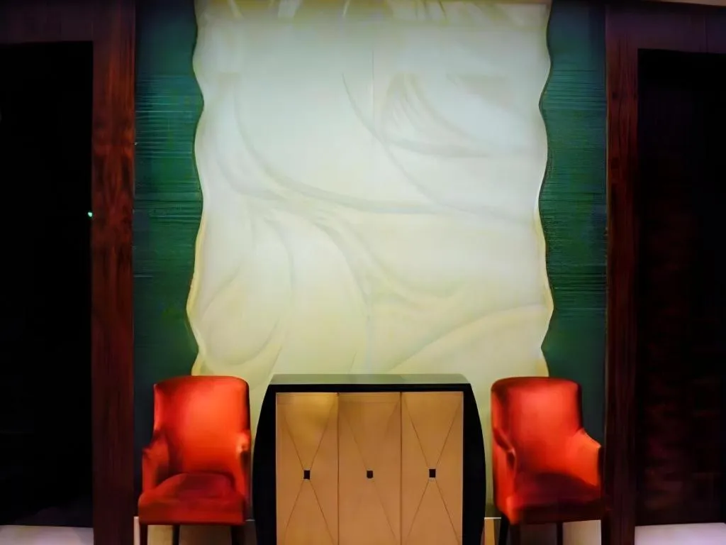 Fuyang International Trade Centre Hotel