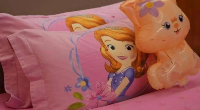 Bed in Fuyang International Trade Centre Hotel