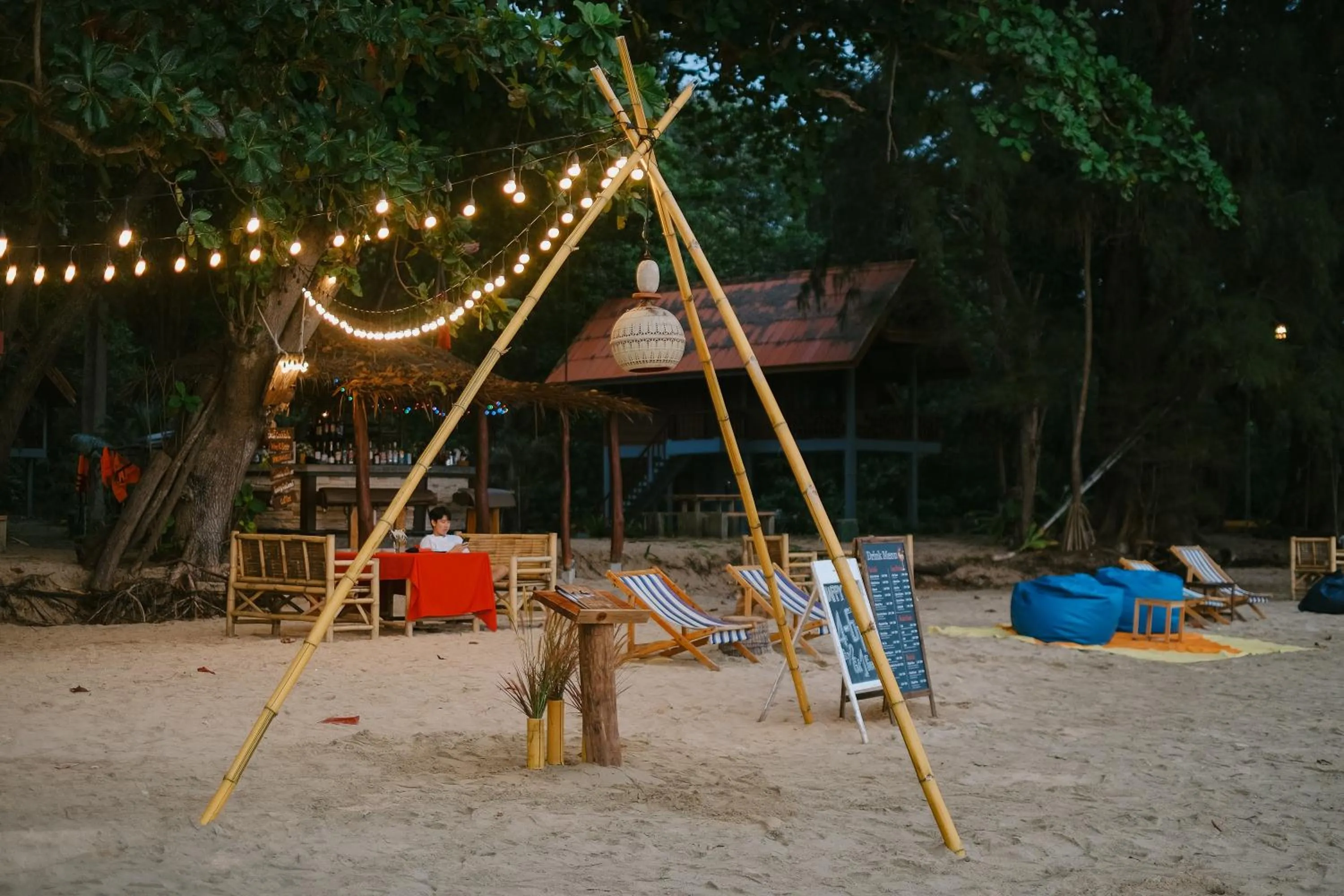 JOY Bungalow Resort and Restaurant