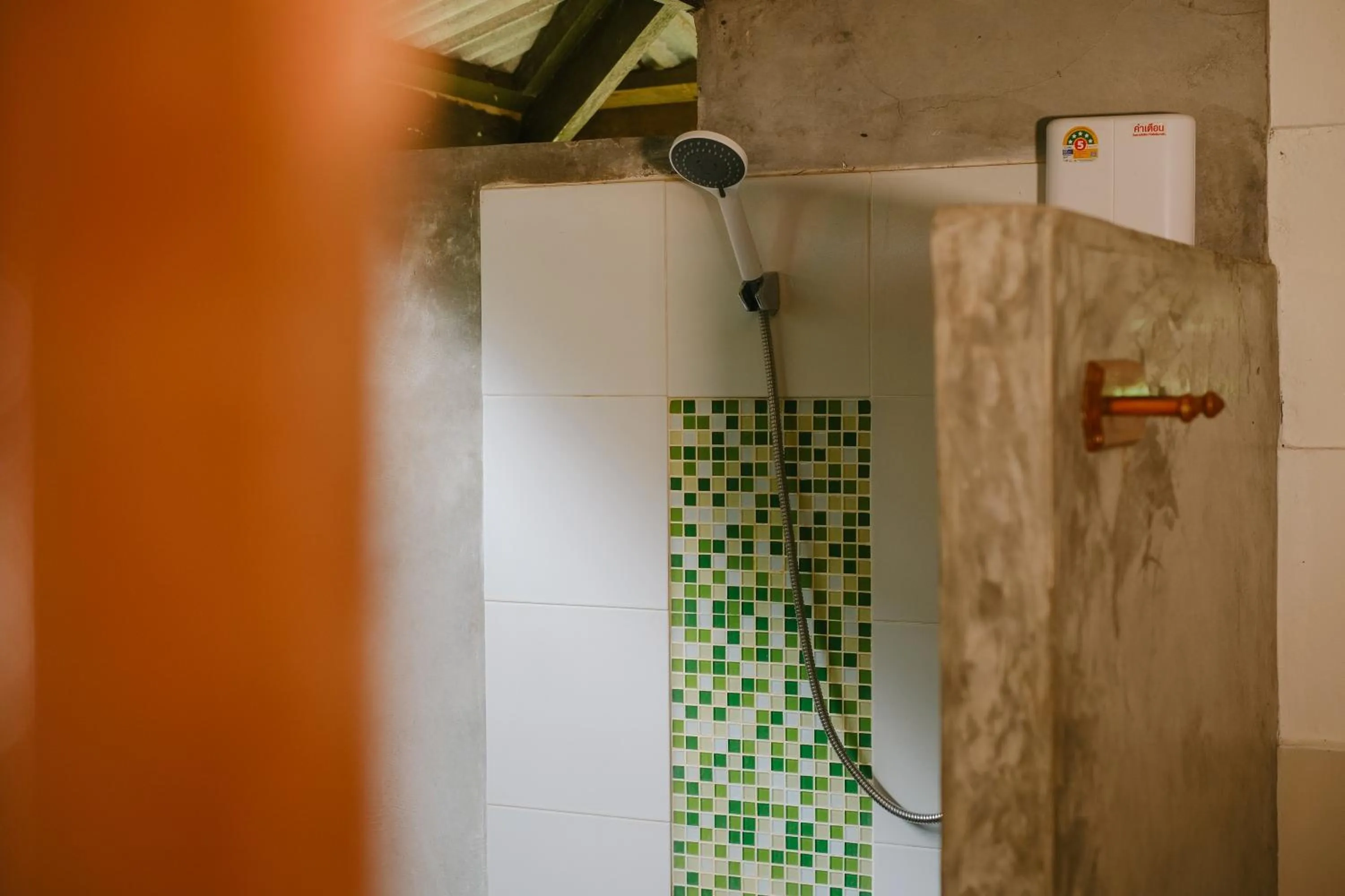 Shower in JOY Bungalow Resort and Restaurant