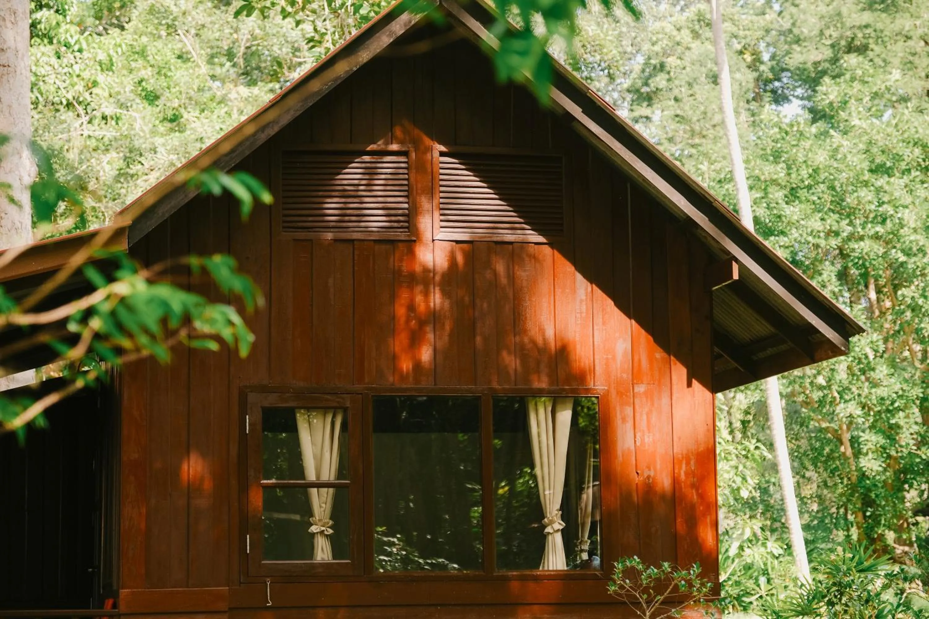 JOY Bungalow Resort and Restaurant