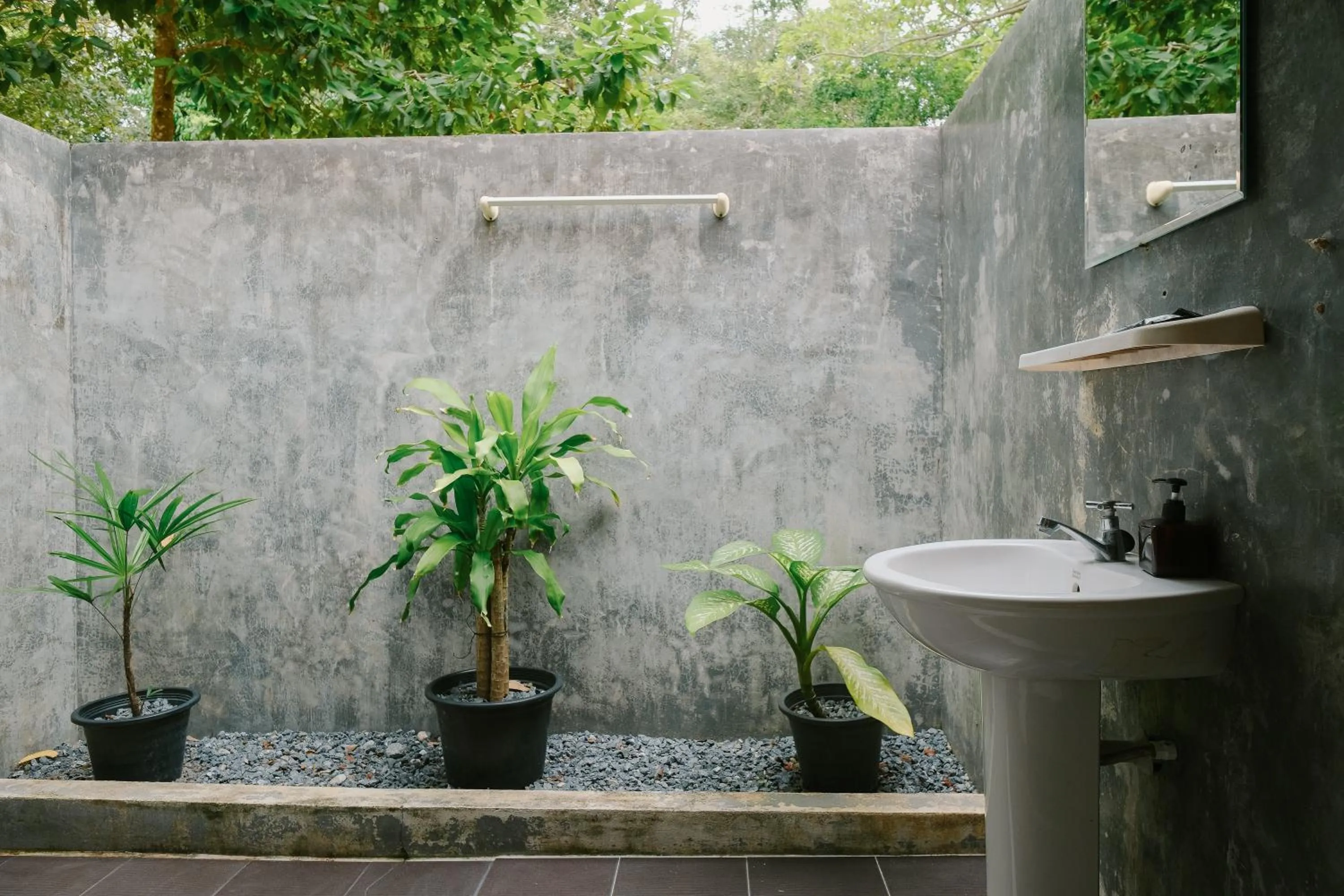 Bathroom in JOY Bungalow Resort and Restaurant