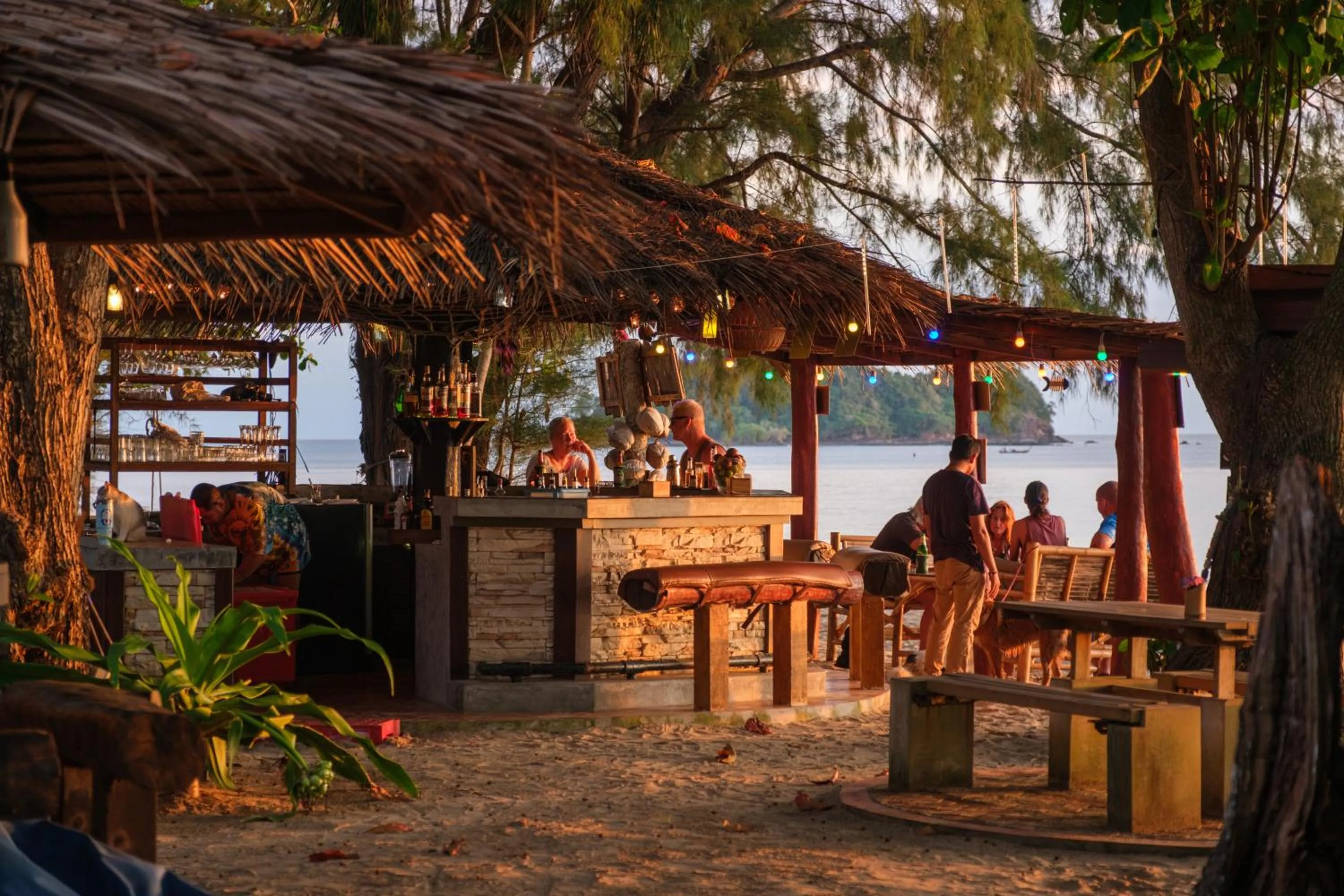 Restaurant/places to eat in JOY Bungalow Resort and Restaurant