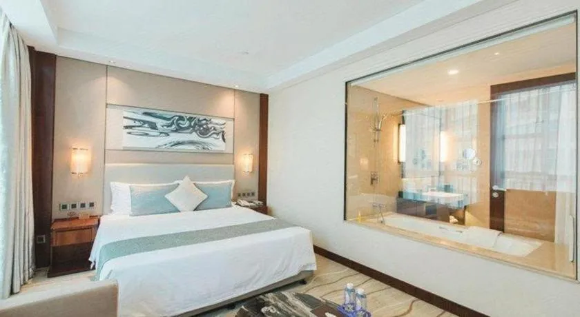 Bed in Grand Soluxe Zhongyou Hotel Shenzhen