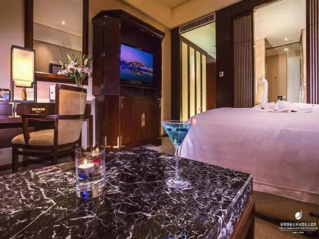 Bed in Tong Que Tai Jinling Hotel Tongling Anhui