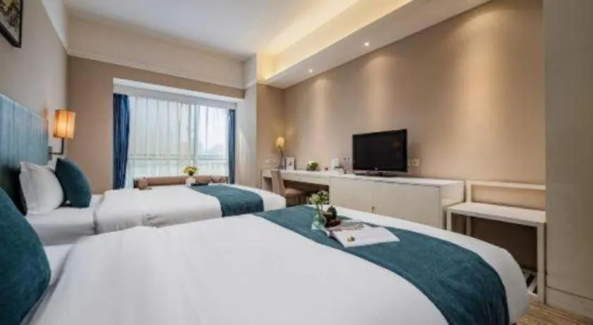 Bed in Xian Hotel New