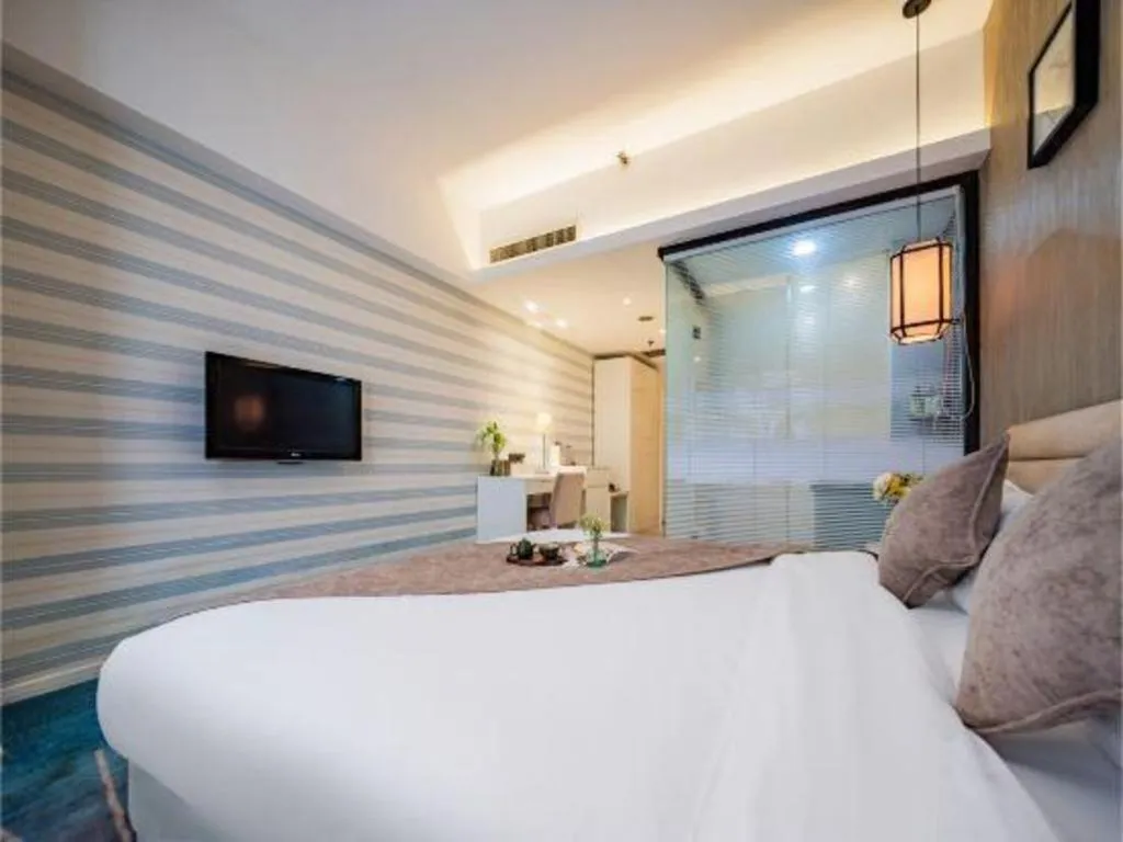 Bed in Xian Hotel New