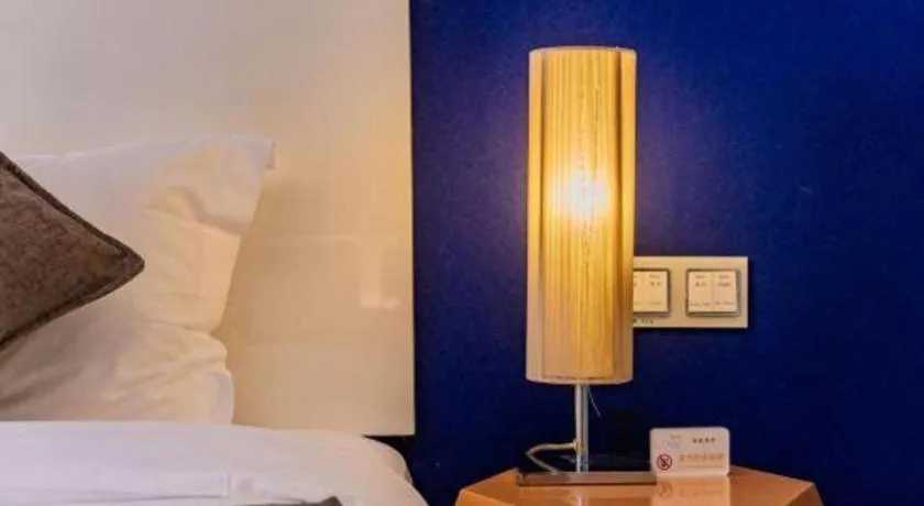 Bed in Xian Hotel New