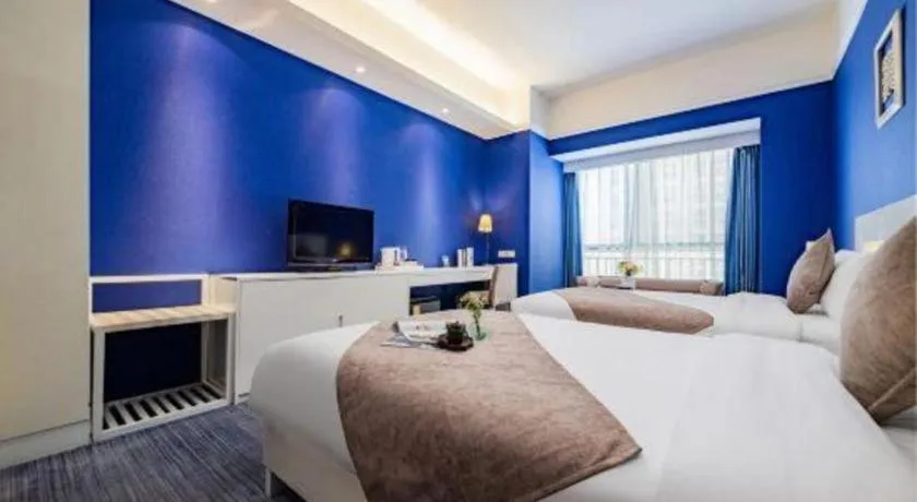 Bed in Xian Hotel New