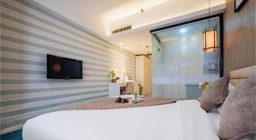 Bed in Xian Hotel New