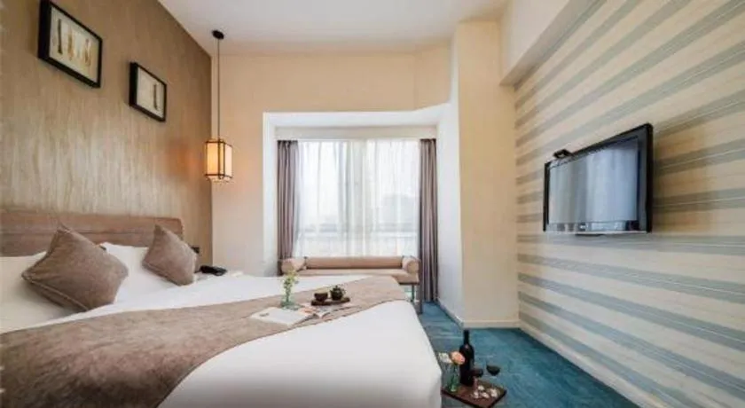 Bed in Xian Hotel New