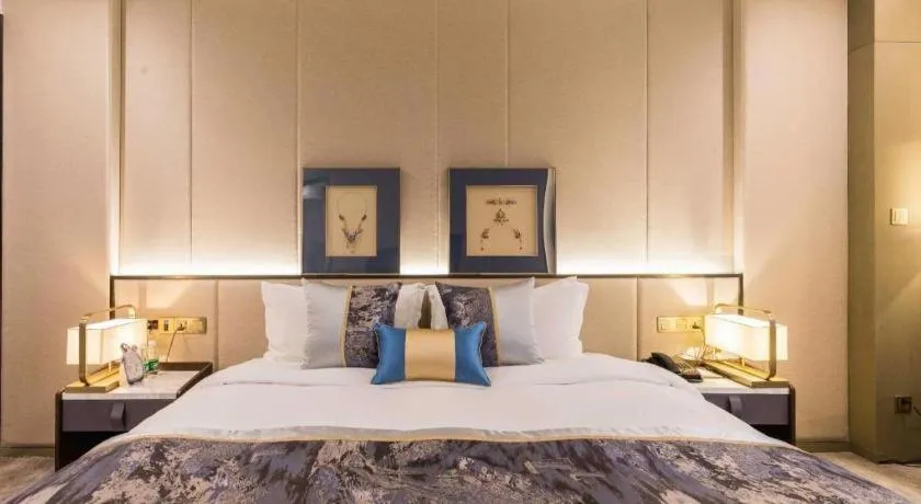 Bed in Nanjing Lakehome Hotels and Resorts