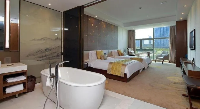 Bed in Nanjing Lakehome Hotels and Resorts