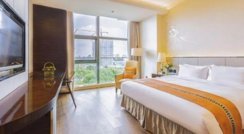 Bed in Nanjing Lakehome Hotels and Resorts
