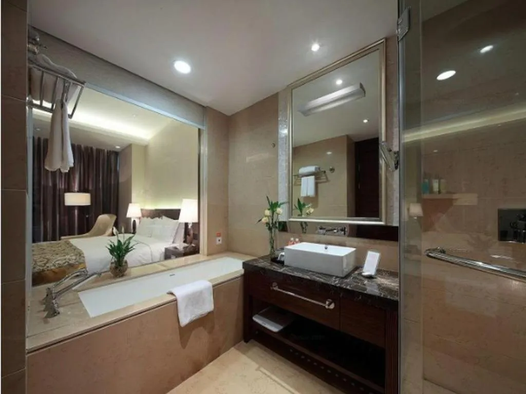 Bed in Nanjing Lakehome Hotels and Resorts