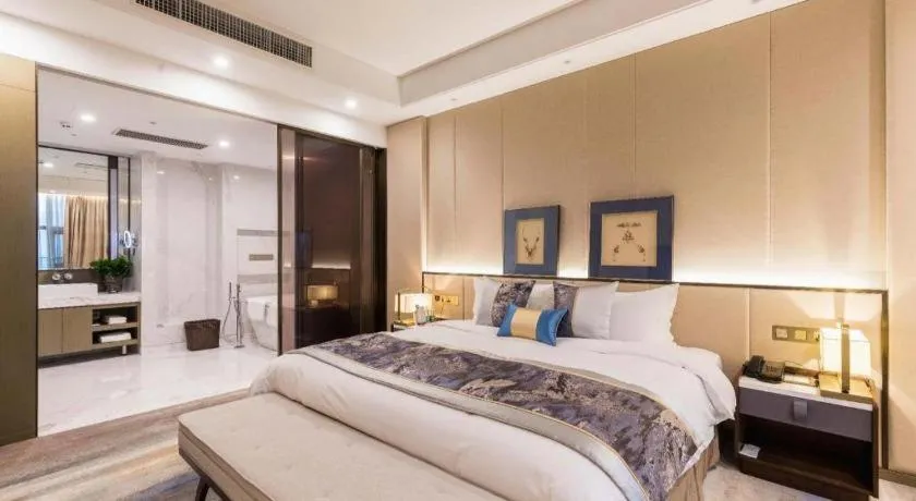 Bed in Nanjing Lakehome Hotels and Resorts