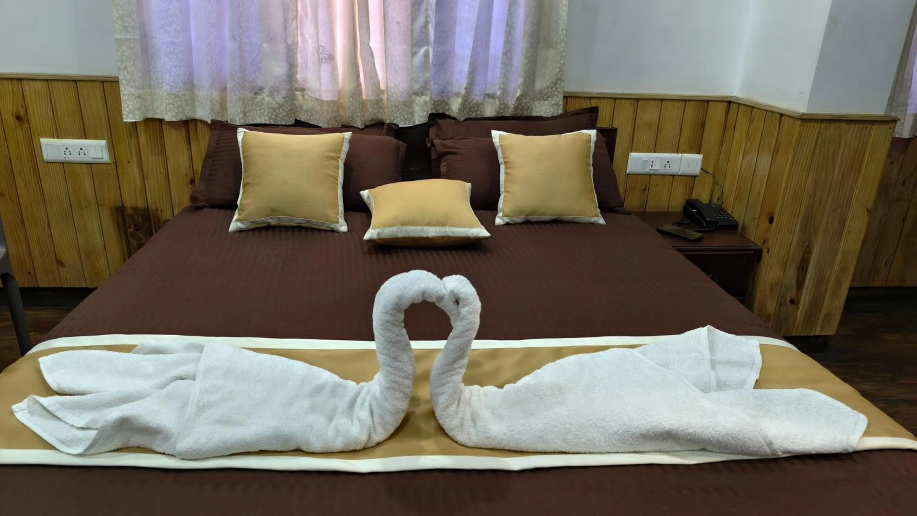 Bed in Tree Elanza, Unit of Santhi Ayurvedic Resort