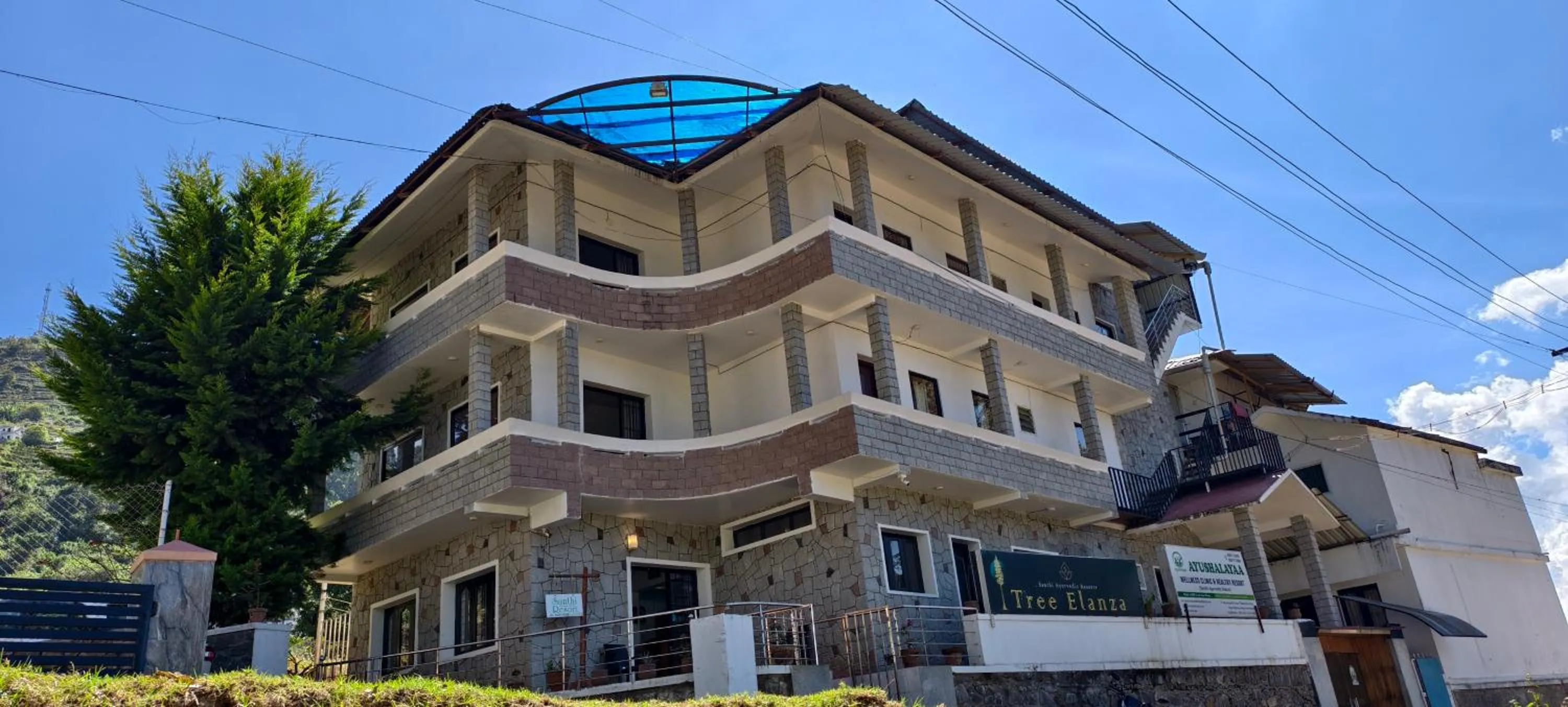 Tree Elanza, Unit of Santhi Ayurvedic Resort