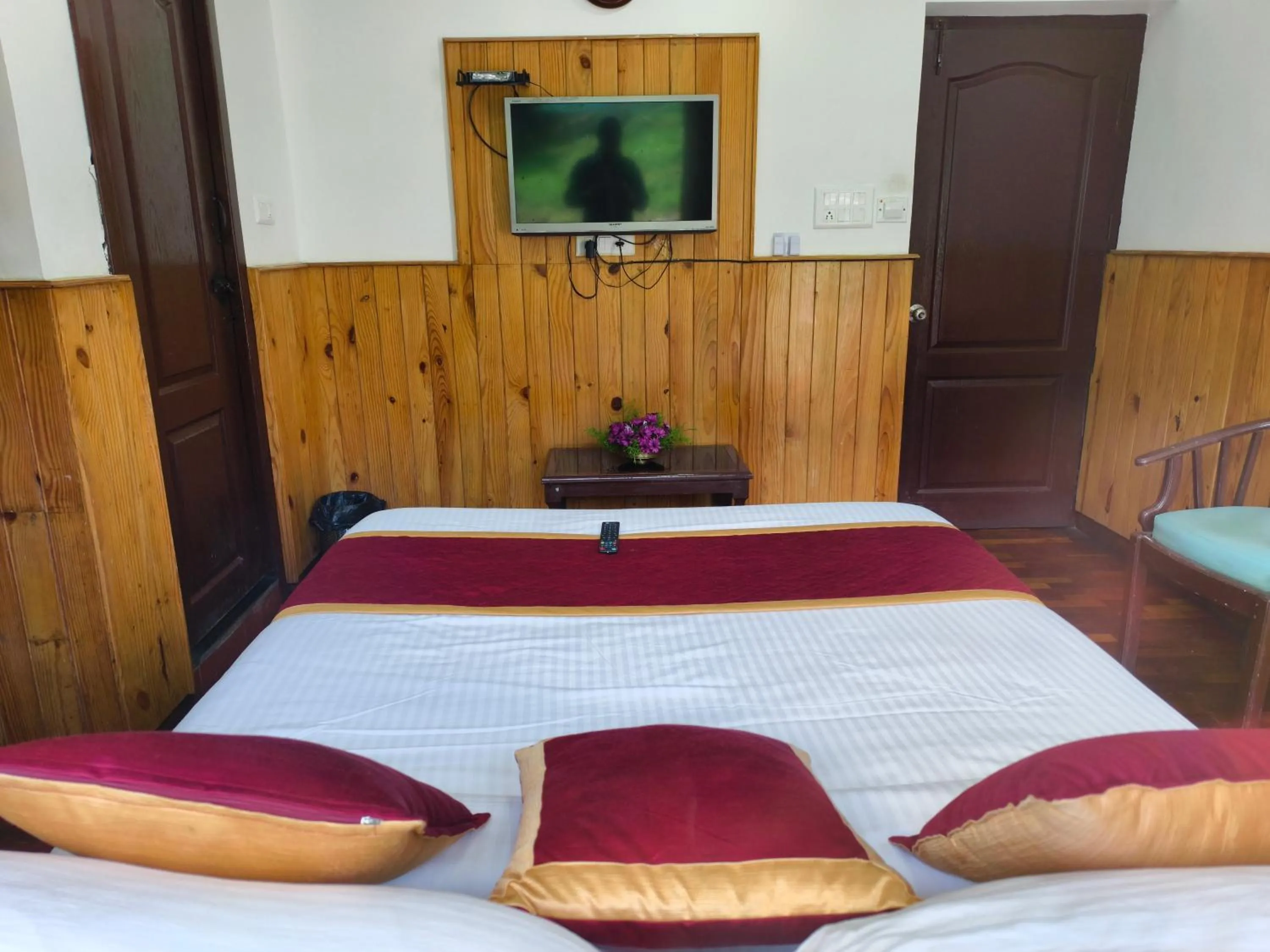 Bed in Tree Elanza, Unit of Santhi Ayurvedic Resort