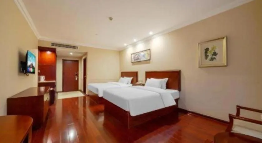 Bed in GreenTree Inn Suzhou Dongxing Road Xinye Square Express Hotel