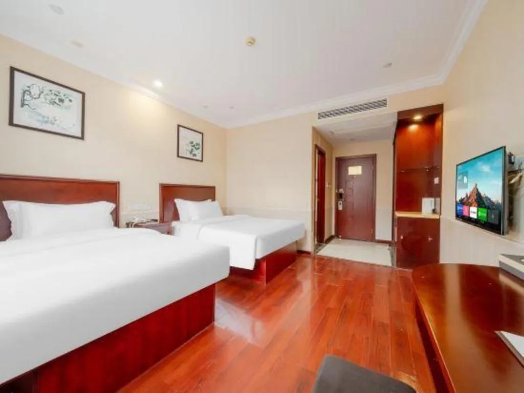 Bed in GreenTree Inn Suzhou Dongxing Road Xinye Square Express Hotel