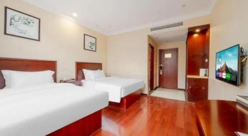 Bed in GreenTree Inn Suzhou Dongxing Road Xinye Square Express Hotel