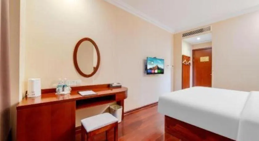 Bed in GreenTree Inn Suzhou Dongxing Road Xinye Square Express Hotel