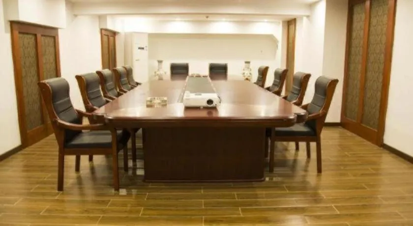 GreenTree Inn ChiZhou QinGYAng Miaoqian Road Rongxing Building Business Hotel