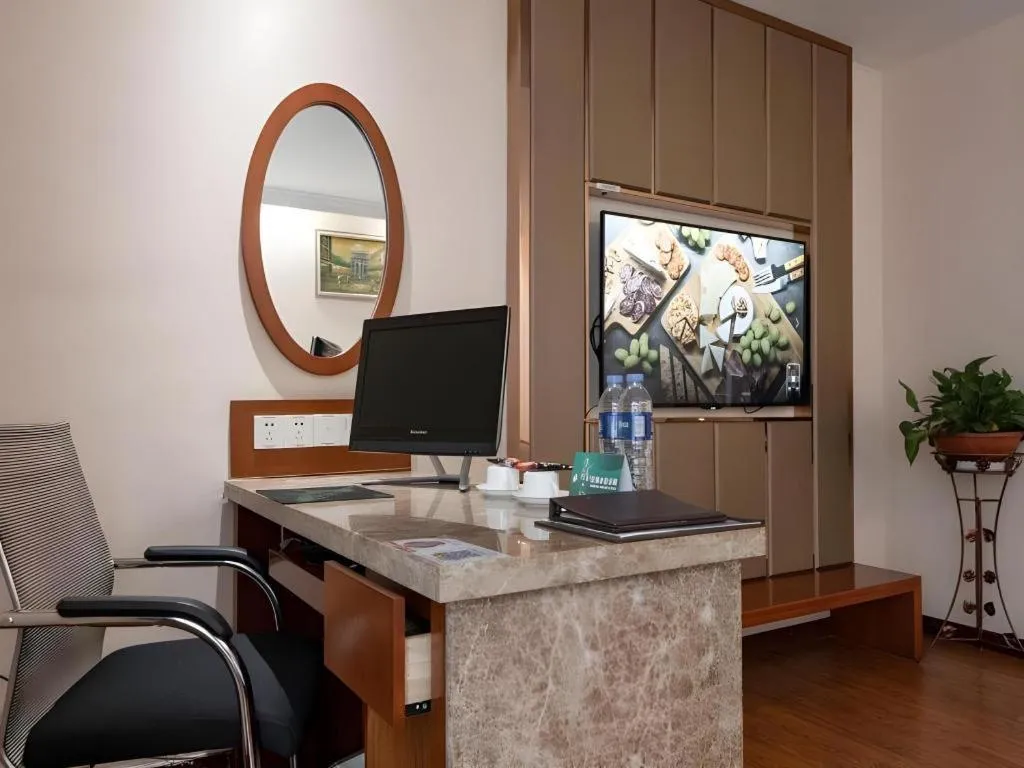 GreenTree Inn ChiZhou QinGYAng Miaoqian Road Rongxing Building Business Hotel