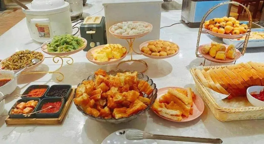 GreenTree Inn ChiZhou QinGYAng Miaoqian Road Rongxing Building Business Hotel