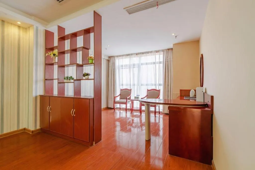 GreenTree Inn Chuzhou City Quanjiao County High-Speed Italy Trade City Business Hotel